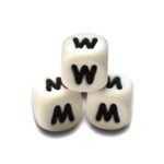 Силіконова буква, літера намистина &ldquo;М&rdquo;